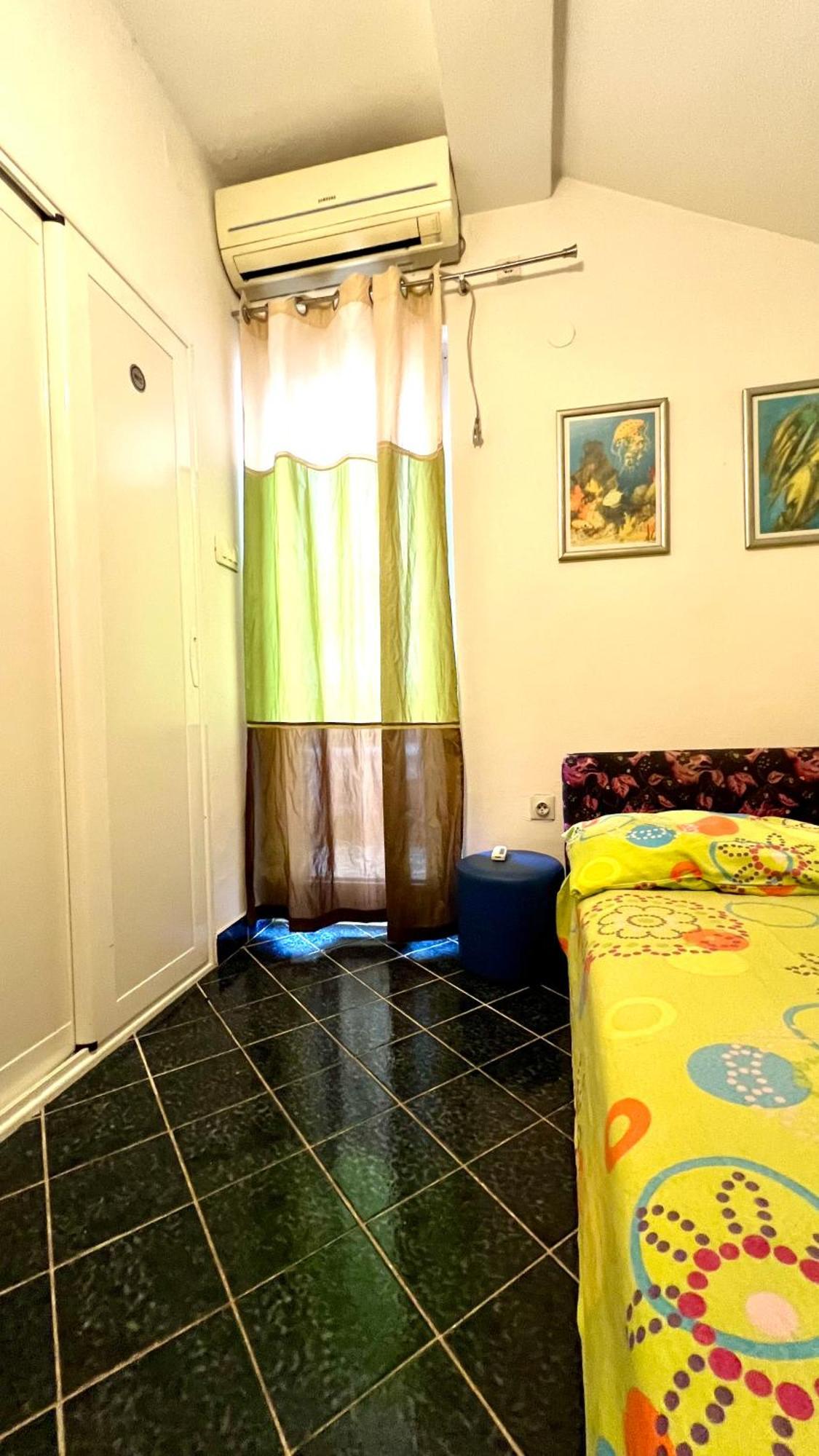Apartments Holiday بودفا الغرفة الصورة