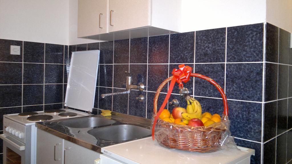 Apartments Holiday بودفا الغرفة الصورة