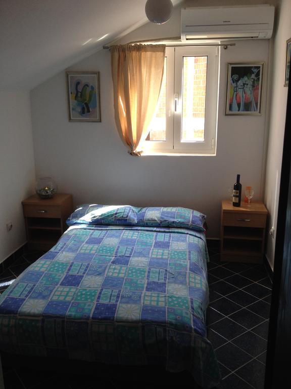Apartments Holiday بودفا المظهر الخارجي الصورة